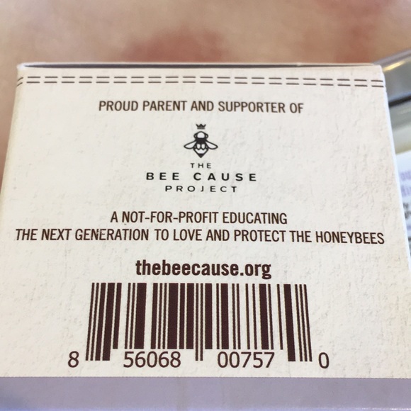 Savannah Bee Co Rosemary Lavender Beeswax & Royal Jelly Hand Cream NWT 3.4 oz - Picture 11 of 12